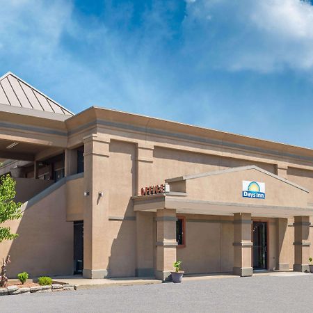 Days Inn By Wyndham Mt. Sterling Mount Sterling Bagian luar foto