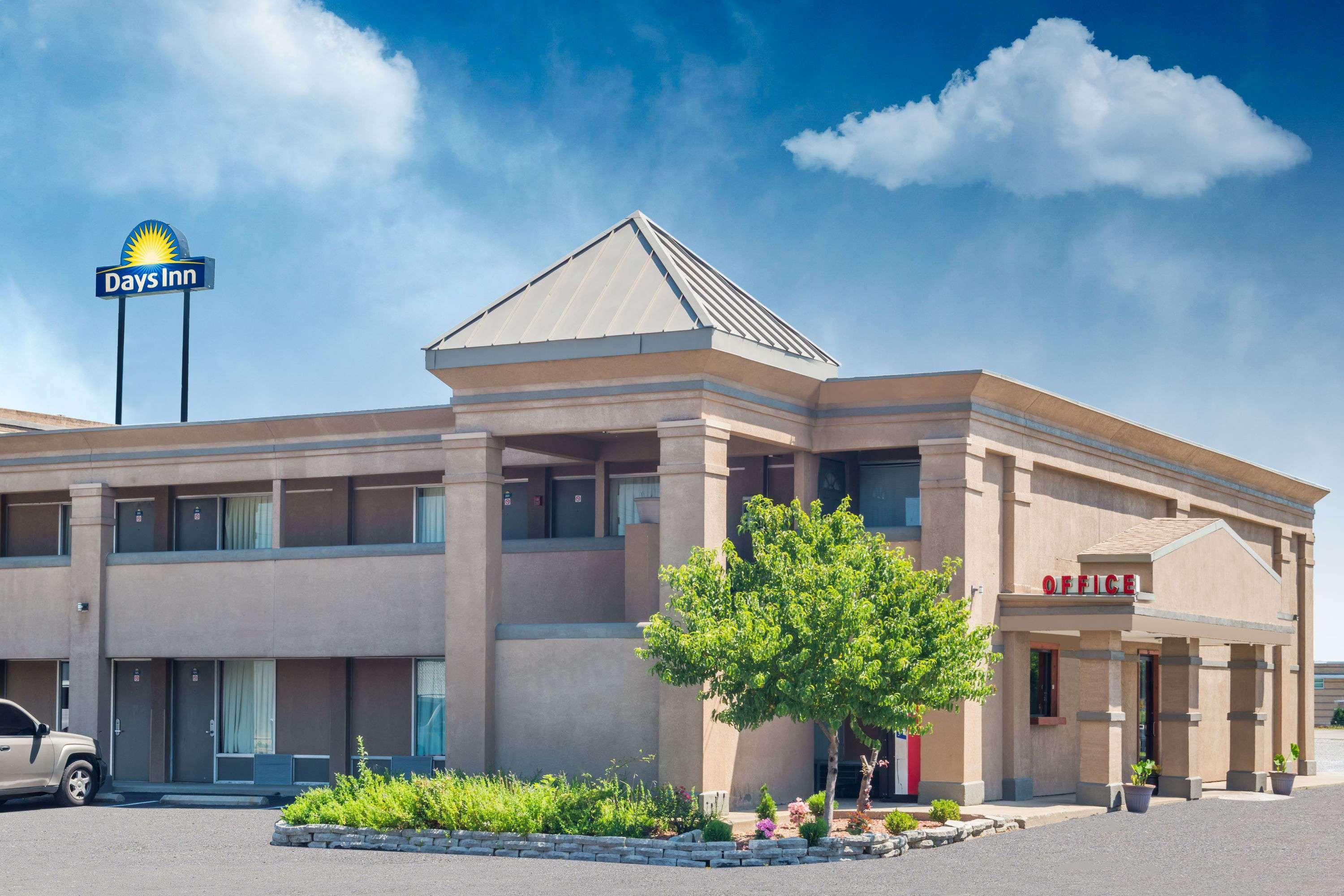 Days Inn By Wyndham Mt. Sterling Mount Sterling Bagian luar foto